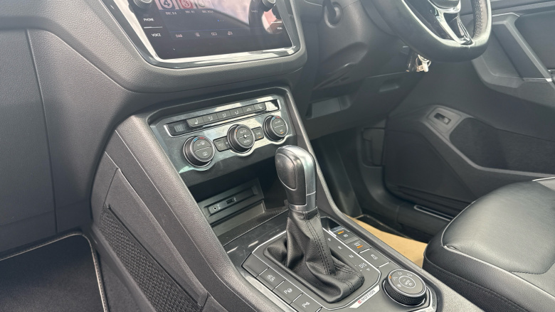 Volkswagen Tiguan 2.0 TSi 180 4Motion SEL 5dr DSG Petrol Estate